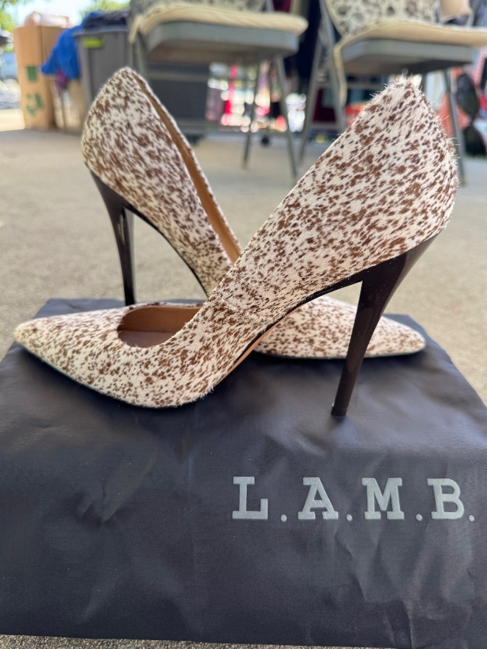 L.A.M.B. Kadan Pumps - size 9M